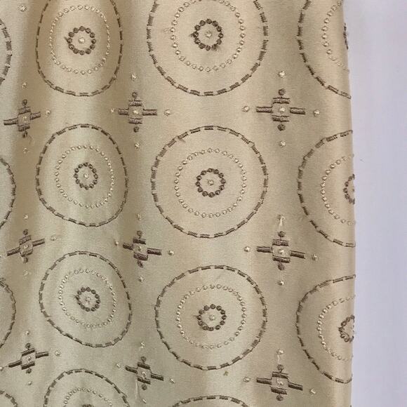 Talbots 100% Silk Embroidered Beige Tan Pencil Skirt Size 10P - Picture 6 of 6